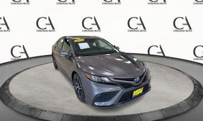 2022 Toyota Camry SE