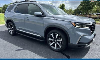 2025 Honda Pilot Touring HPD