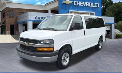 2022 Chevrolet Express LT 2500