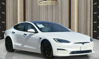 2023 Tesla Model S Plaid