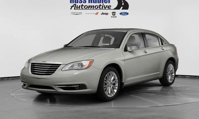 2013 Chrysler 200 LX