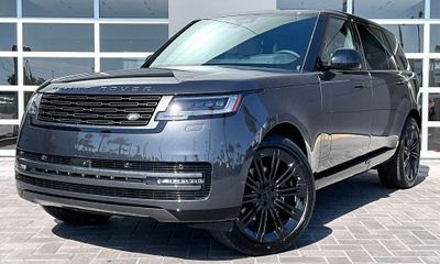 2026 Land Rover Range SE