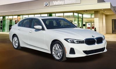 2025 BMW 330i