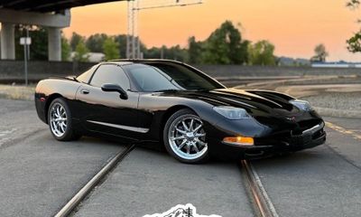 1998 Chevrolet Corvette Coupe