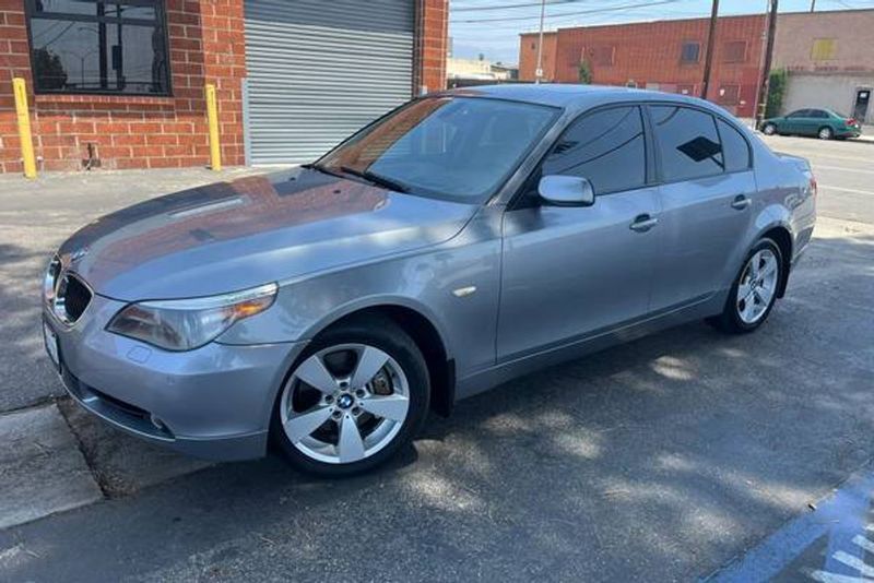 2006 Bmw 530xi — a typically priced live listing