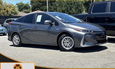 2022 Toyota Prius Prime PHEV XLE