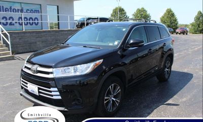 2017 Toyota Highlander LE