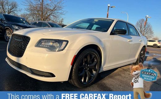 2022 Chrysler 300 Touring