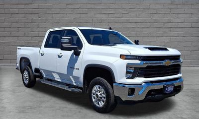2025 Chevrolet Silverado HD LT
