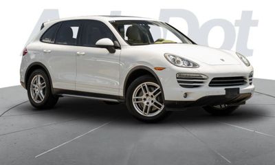 2013 Porsche Cayenne Base