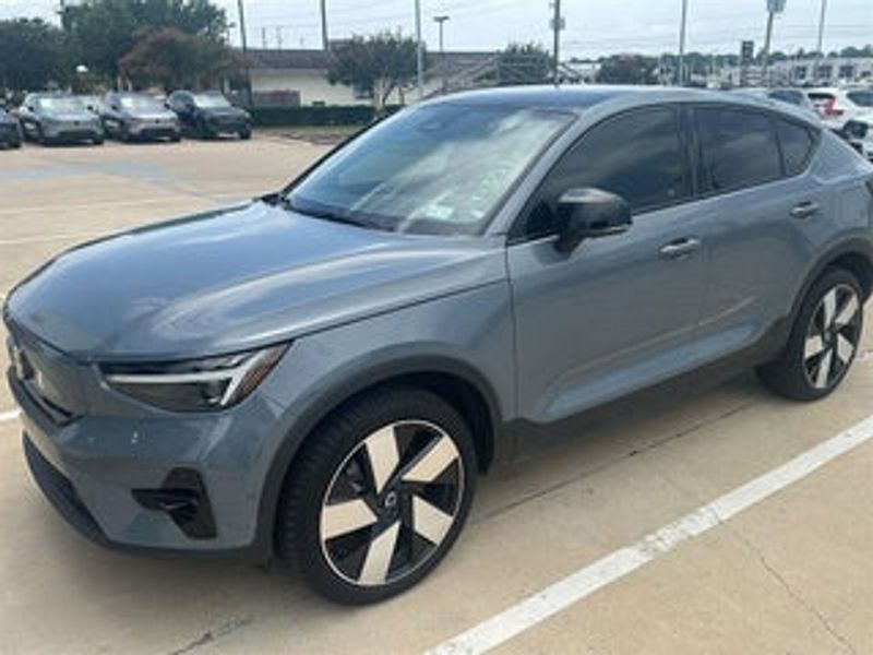 2023 Volvo C40 — a typically priced live listing