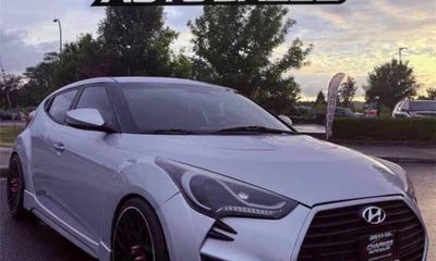 2015 Hyundai Veloster GLS Middle