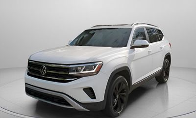 2023 Volkswagen Atlas SE W Tech