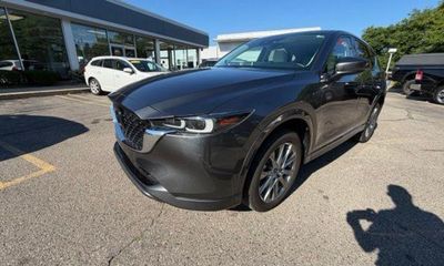2024 Mazda CX-5 Premium Package