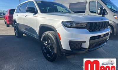 2025 Jeep Grand Cherokee L Laredo Altitude