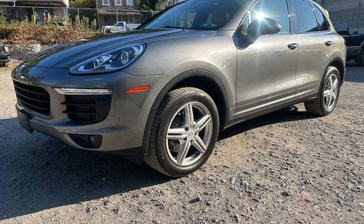 2016 Porsche Cayenne Base