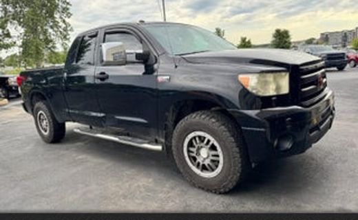 2013 Toyota Tundra SR5