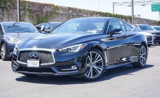 2022 Infiniti Q60 Luxe