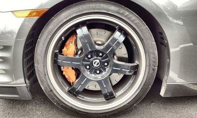 2014 Nissan GT-R Premium