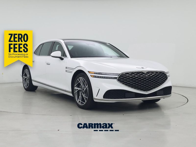 2024 Genesis G90 — a typically priced live listing