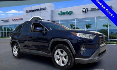 2019 Toyota RAV4 XLE Premium Canada