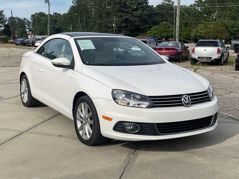 2014 Volkswagen EOS — a typically priced live listing