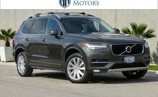 2018 Volvo XC90 Momentum