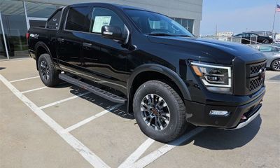 2023 Nissan Titan