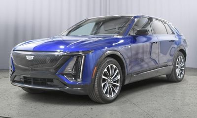 2024 Cadillac Lyriq Sport 1