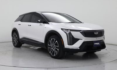 2025 Cadillac Optiq Sport 2