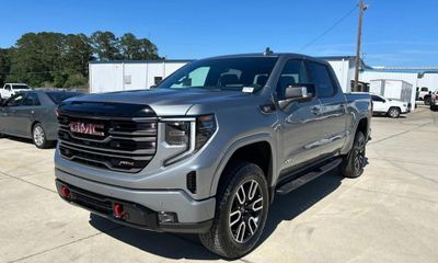 2026 GMC Sierra AT4
