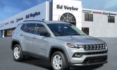 2022 Jeep Compass Longitude North Latitude