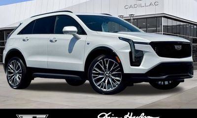 2024 Cadillac XT4 Sport