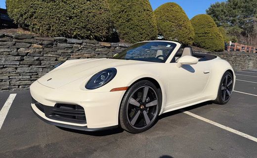 2025 Porsche 911 Carrera