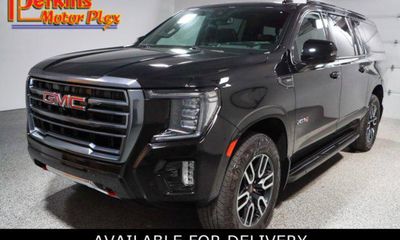 2024 GMC Yukon XL AT4