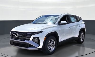 2026 Hyundai Tucson SE