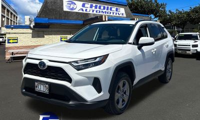 2023 Toyota RAV4 LE