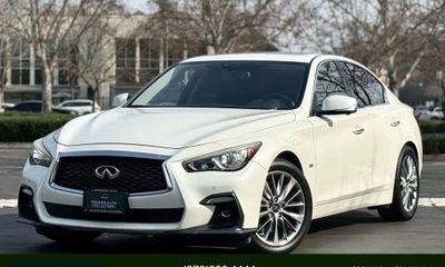 2019 Infiniti Q50 30T Luxe