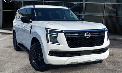 2026 Nissan Armada SV