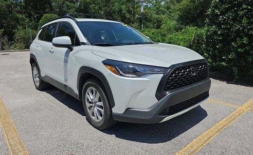 2022 Toyota Corolla Cross LE