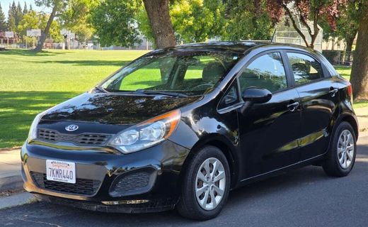 2015 Kia RIO GL Middle LOW