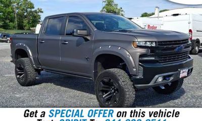 2020 Chevrolet Silverado RST
