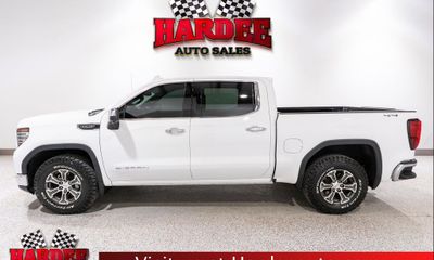 2025 GMC Sierra SLT