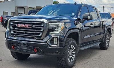 2021 GMC Sierra AT4