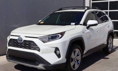 2020 Toyota RAV4 Limited HV