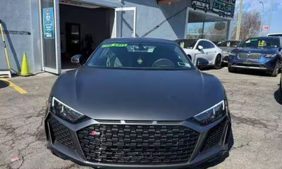 2023 Audi R8 V10 Performance
