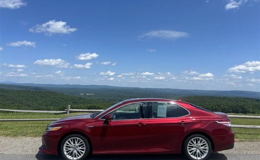 2020 Toyota Camry XLE