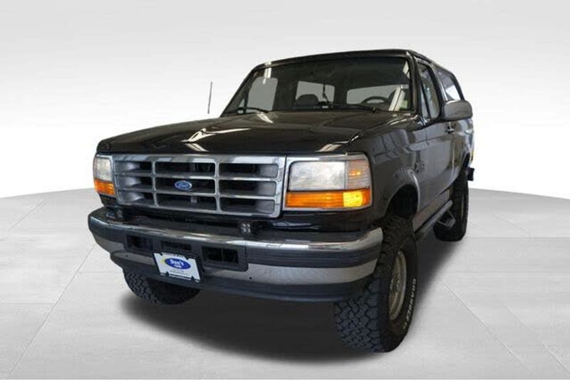 1996 Ford Bronco — a typically priced live listing