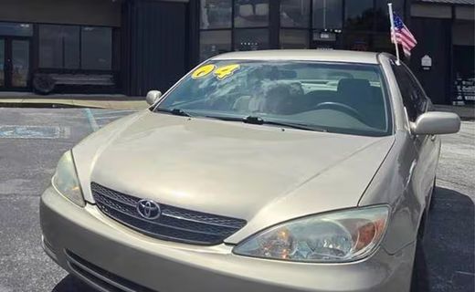 2004 Toyota Camry LE