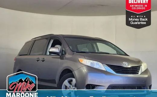 2011 Toyota Sienna LE